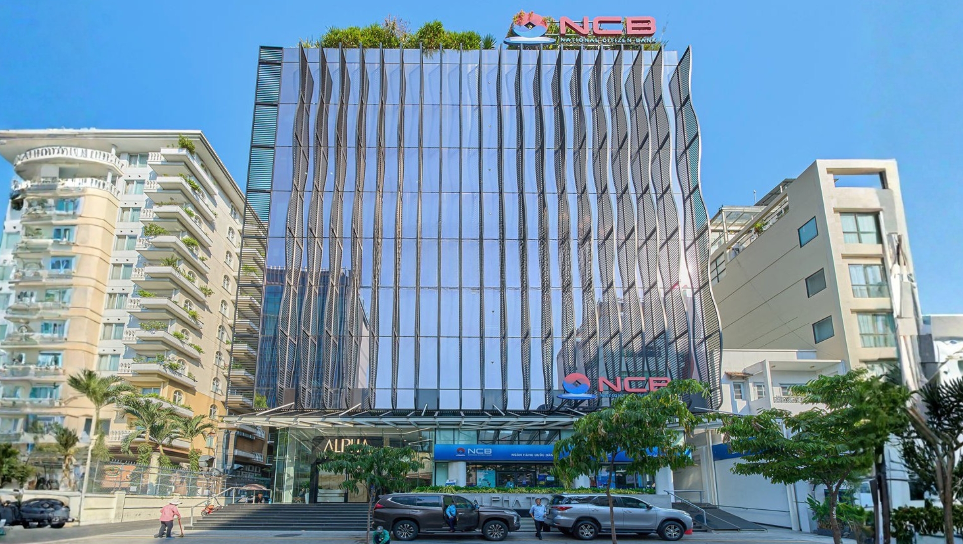 Thiết kế mặt ngoài của Alpha Tower lấy cảm hứng từ hình ảnh sóng âm