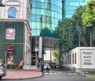 Diamond Plaza
