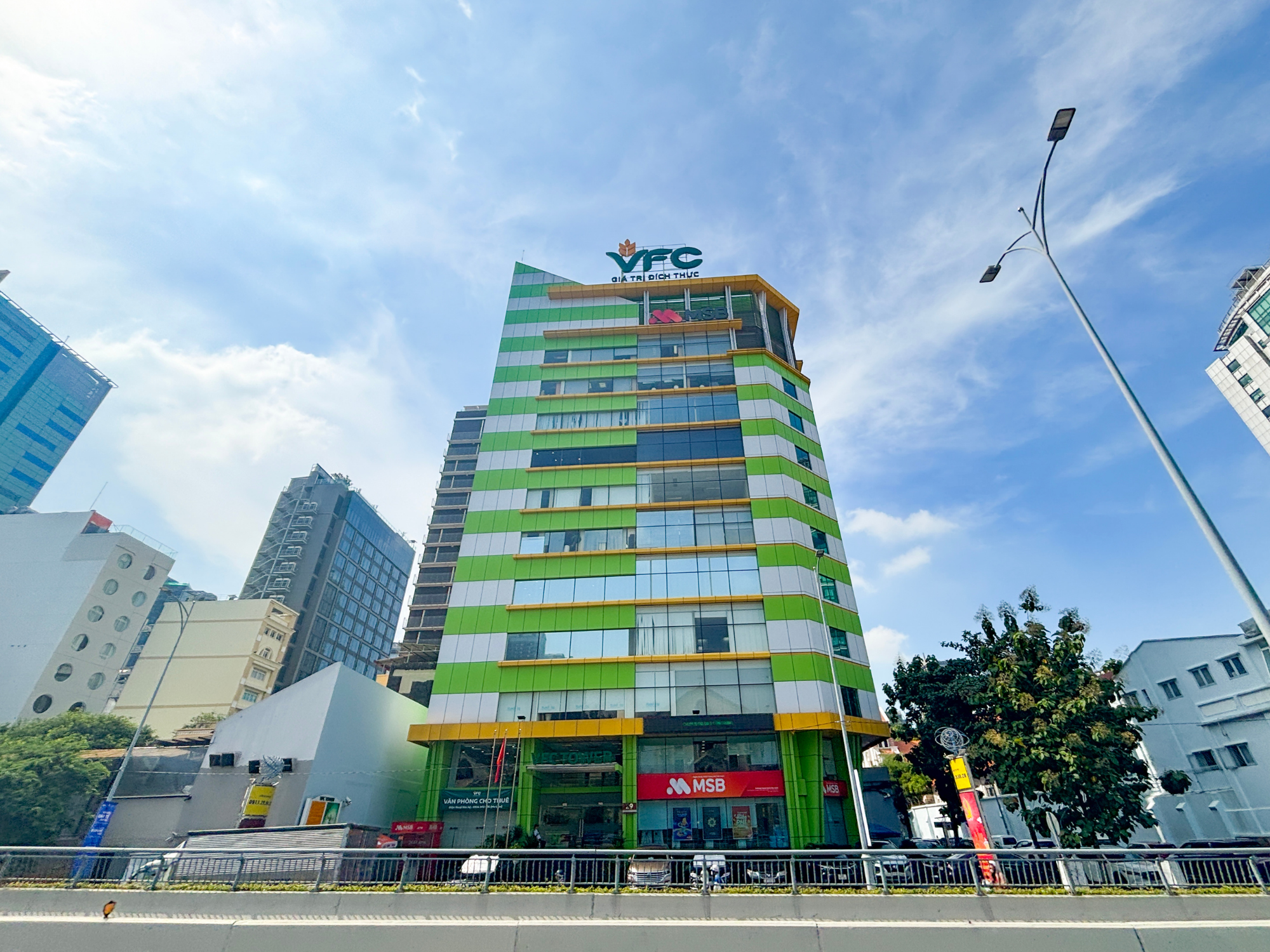 Hình ảnh VFC Tower nằm trên đường Tôn Đức Thắng