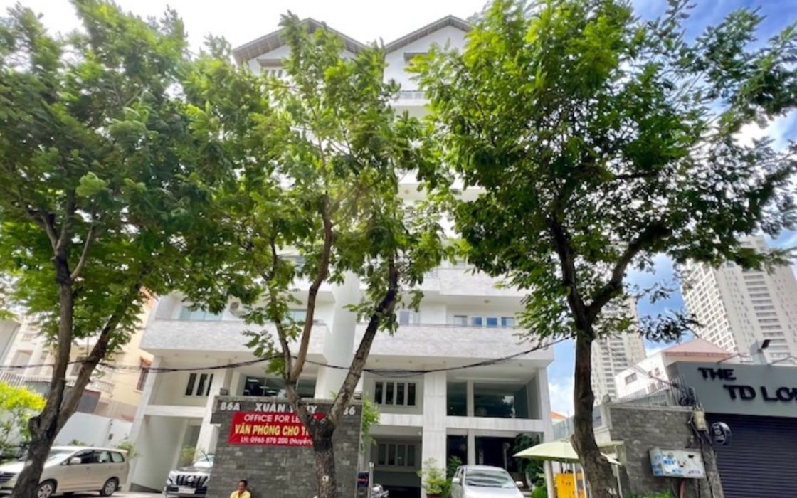 Xuân Thủy Building 1