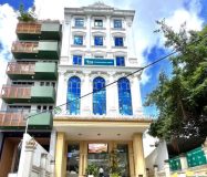 M.O.R.E Quốc Hương