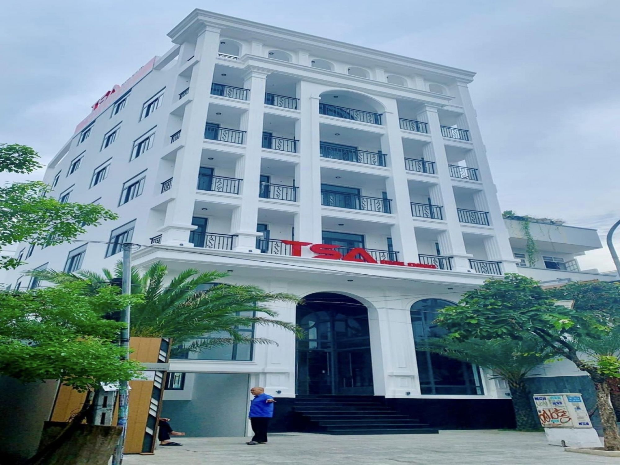 TSA Building 5 tầng 1 hầm