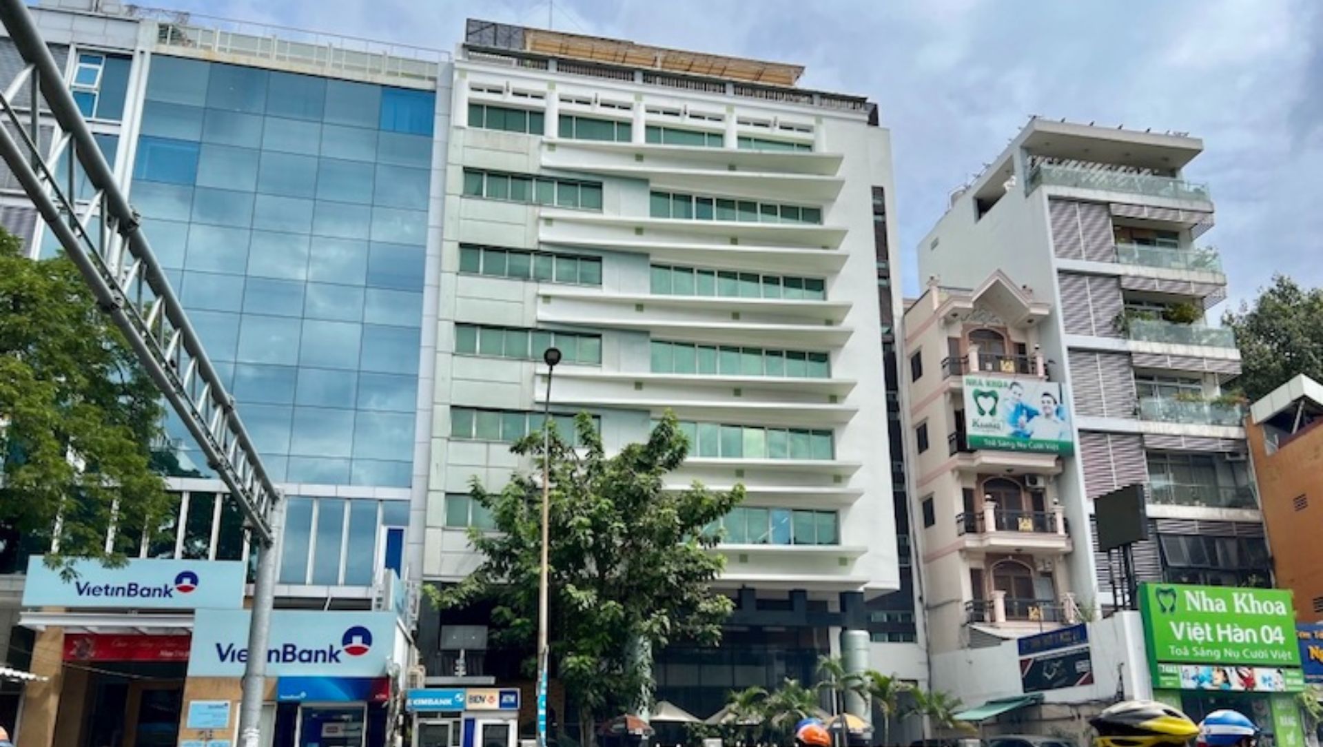 Hình ảnh Sunshine Building trên đường Nguyễn Văn Cừ