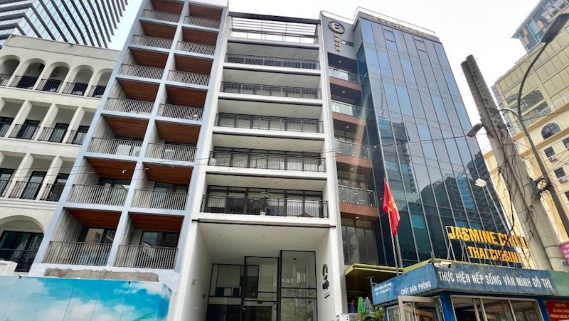 Hình ảnh Uni Center trên đường Ngô Văn Năm