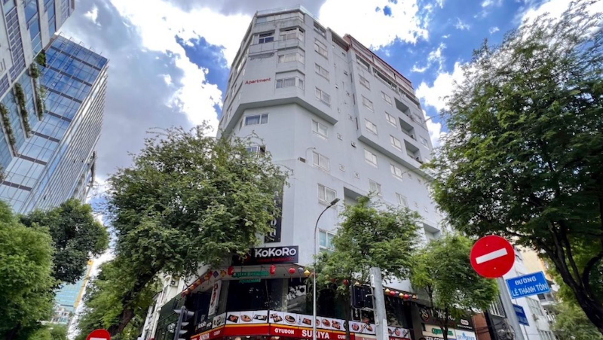 Hình ảnh Queen Central Building trên đường Thái Văn Lung 