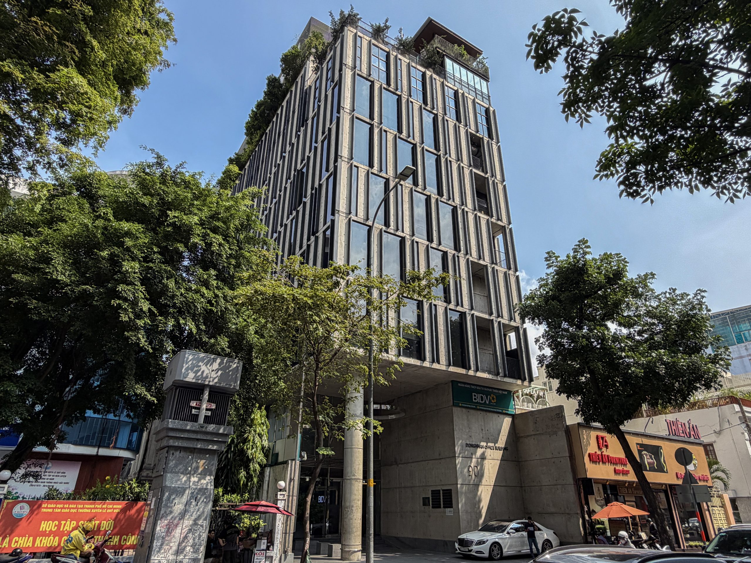 Đồng Nhân Building