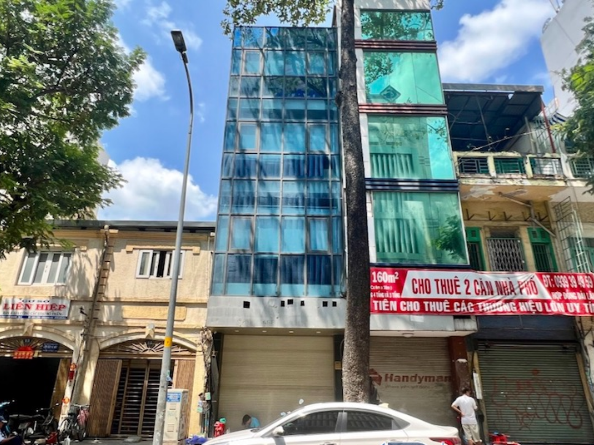 17 Phó Đức Chính Building 4 tầng