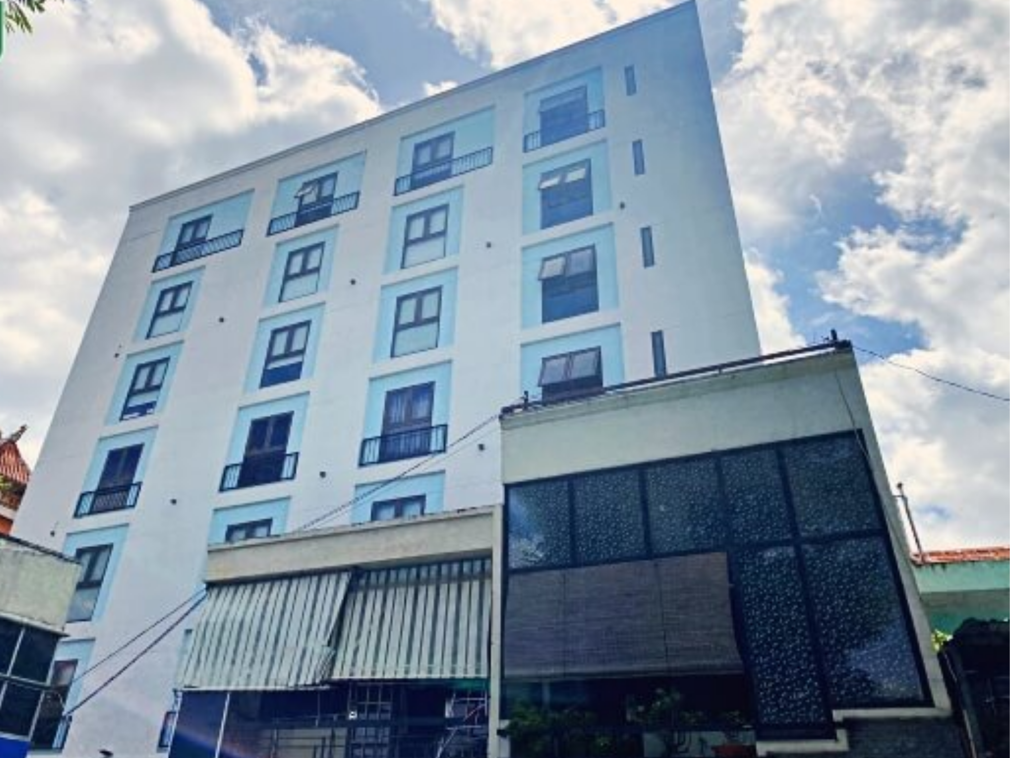 Halo Building Hoàng Sa 6 tầng