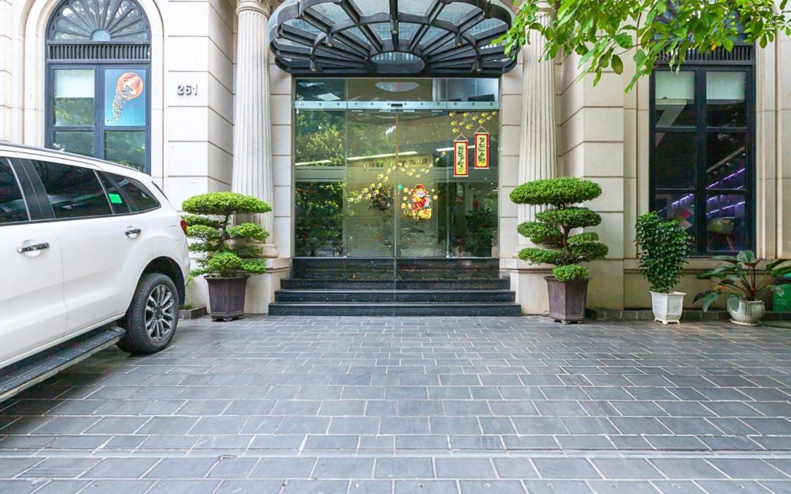 Tòa nhà Nam Việt