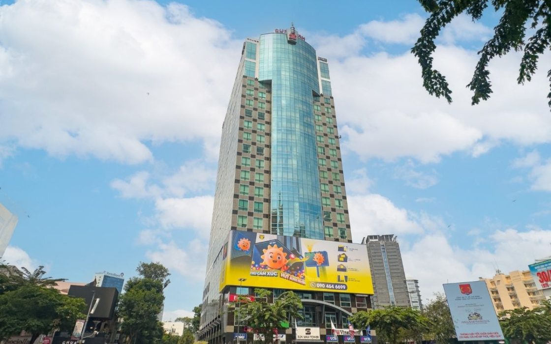 Sunwah Tower