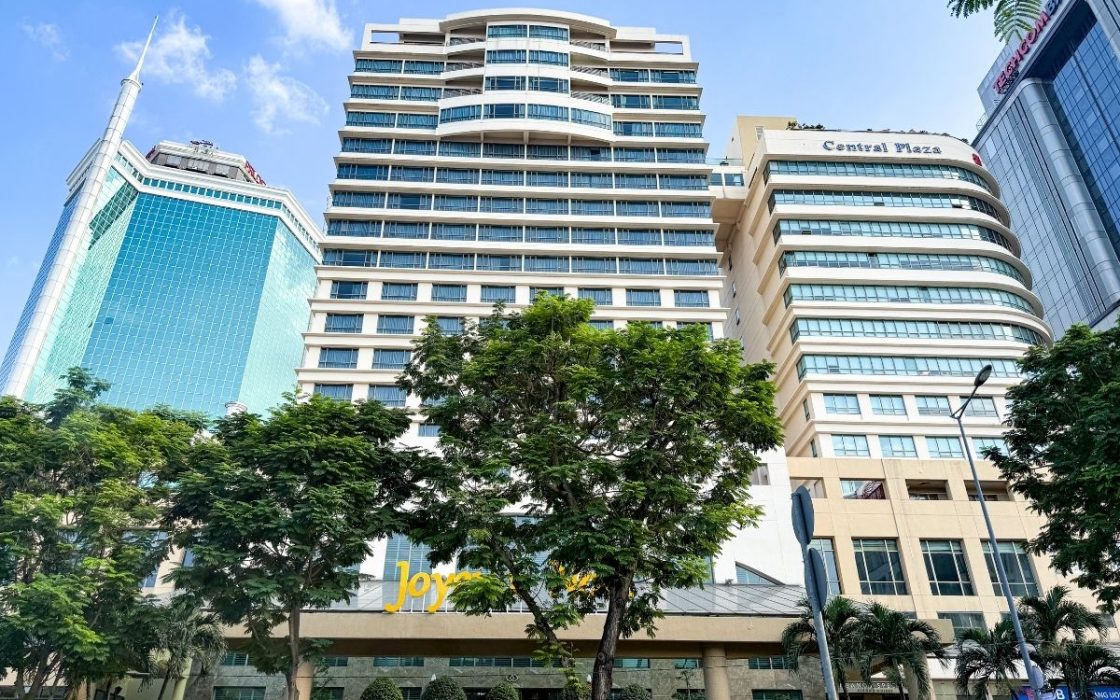 Central Plaza