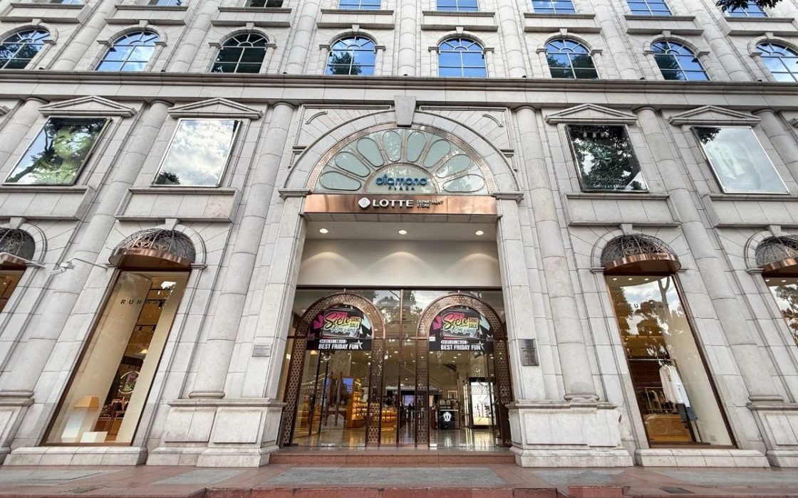 Diamond Plaza