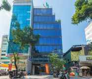 G8 Golden Building