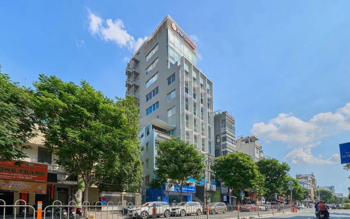 Pha Lan Building