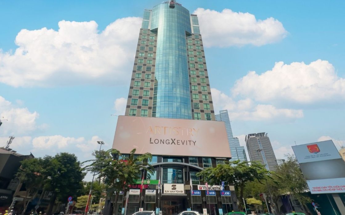 Sunwah Tower