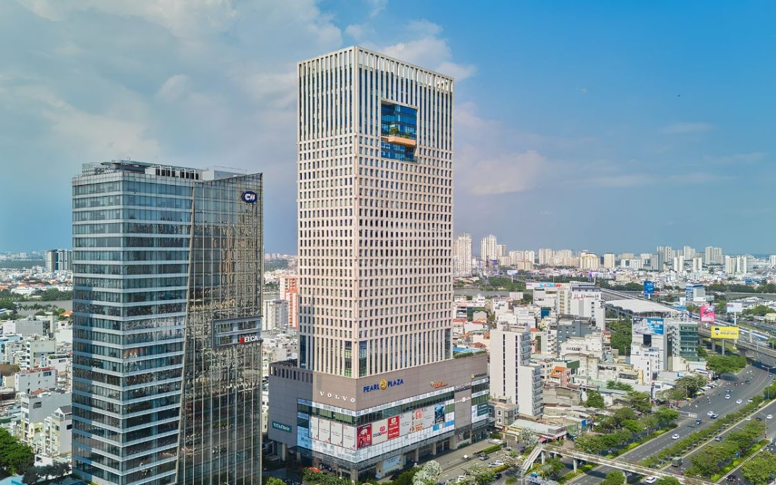 Pearl Plaza