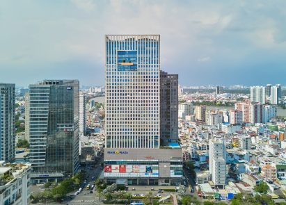 Pearl Plaza